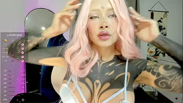 Snapshot of AlinaLukyanova chatting on June 2, 2026, 4:14 am AlinaLukyanova online show from June 2, 2026, 4:14 am