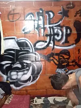 alexandercruz online show from April 14, 2026, 8:04 pm