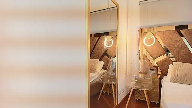 zarah andrew   online show from September 23, 2025, 11:57 am