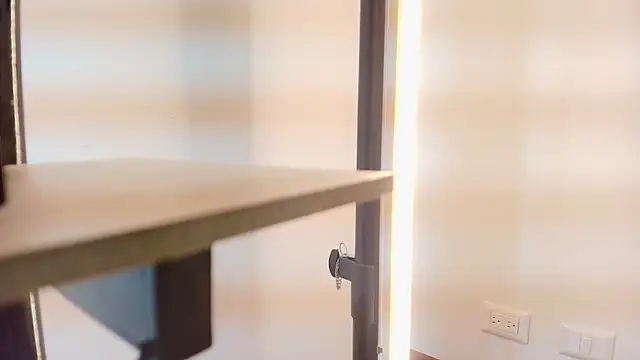 zarah andrew   online show from September 29, 2025, 11:59 am