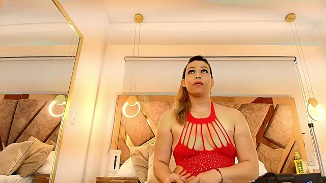 zarah andrew   online show from December 4, 2025, 3:10 pm