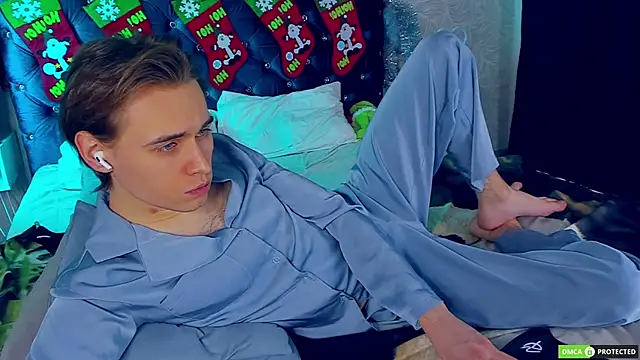 WilliamDyson online show from January 12, 2026, 3:45 am