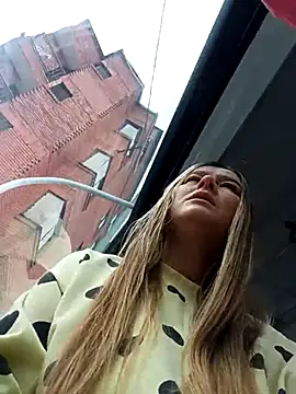 Fernandar2025 online show from December 18, 2025, 4:13 pm