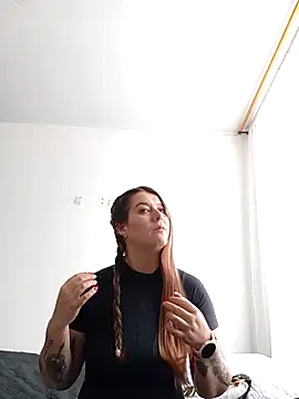 Fernandar2025 online show from April 20, 2026, 3:15 pm