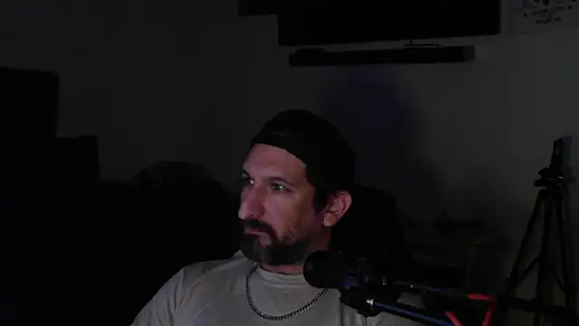 DevilPup75  online show from September 9, 2025, 11:21 am