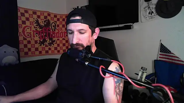 DevilPup75  online show from September 11, 2025, 3:06 am