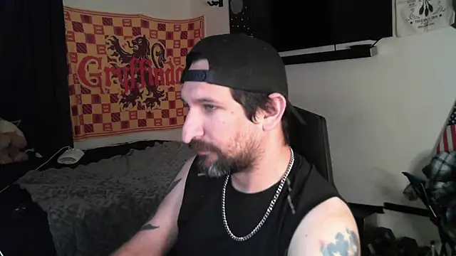 DevilPup75  online show from October 11, 2025, 12:32 am