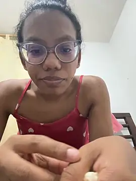 Valen1800 online show from September 19, 2025, 12:45 am