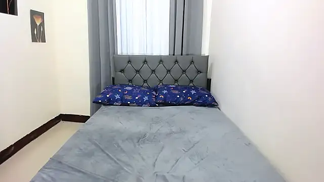 Claudia empress online show from February 2, 2026, 1:04 am