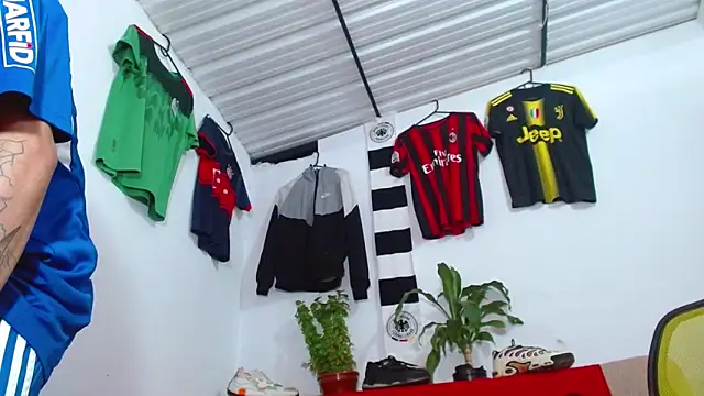 skinny23cm online show from February 27, 2026, 1:55 pm