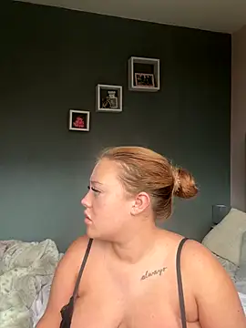 GoddessPrincesss online show from October 29, 2025, 11:56 am