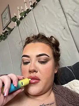 GoddessPrincesss online show from December 5, 2025, 10:57 am