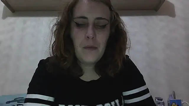 laxinna123 online show from November 23, 2025, 4:18 pm