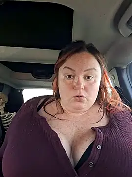 50-shades-of-JADE online show from November 14, 2025, 1:32 pm