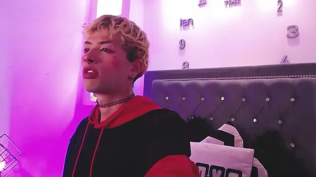 OzorioDany online show from September 17, 2025, 3:30 am