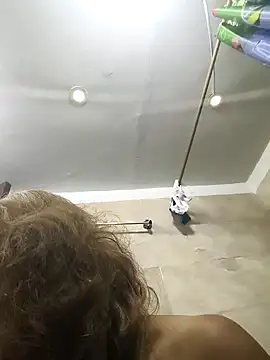 MaryeLunna online show from September 23, 2025, 10:40 am