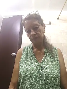 MaryeLunna online show from October 23, 2025, 12:32 am