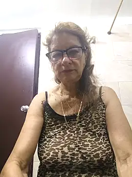 MaryeLunna online show from February 11, 2026, 12:10 pm