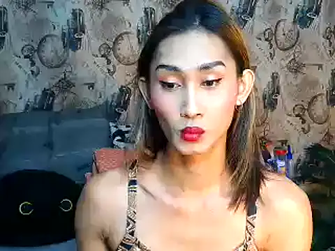 Snapshot of youarea_dreamer chatting on December 15, 2025, 2:32 pm youarea dreamer online show from December 15, 2025, 2:32 pm
