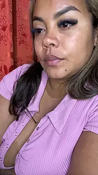 EmilyDuran  online show from May 21, 2026, 9:27 am