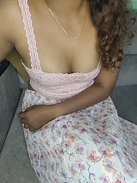Snapshot of Tamilpallavi chatting on June 11, 2026, 3:15 am Tamilpallavi online show from June 11, 2026, 3:15 am