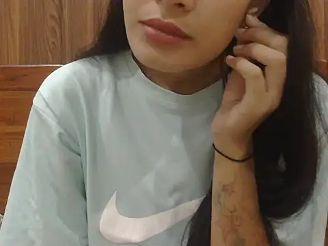 Snapshot of Tanvi_Angel chatting on July 1, 2026, 12:51 pm Tanvi Angel online show from July 1, 2026, 12:51 pm
