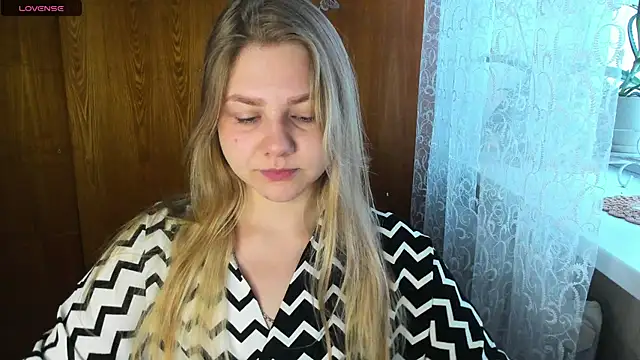 AlinaMors online show from October 18, 2025, 11:33 am