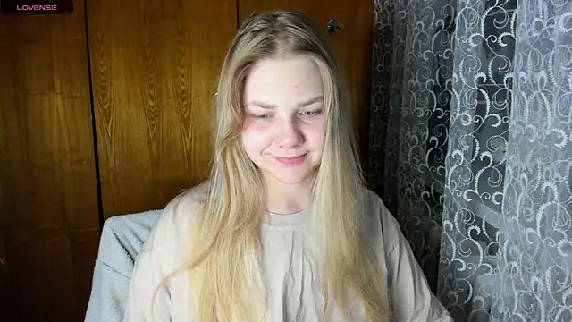 AlinaMors online show from November 9, 2025, 8:40 pm