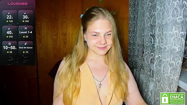 AlinaMors online show from July 26, 2026, 8:38 pm