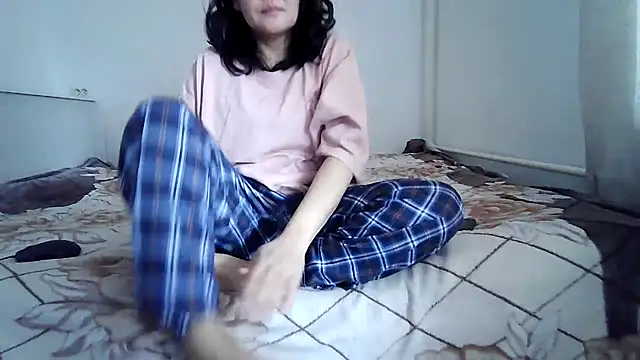 sakuradelreina online show from April 22, 2026, 4:15 am