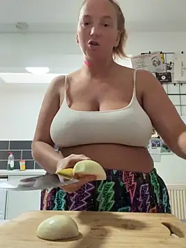 JustYourNormalCouple online show from October 15, 2025, 8:47 am