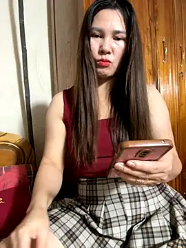 Moan Mary online show from October 7, 2025, 4:37 pm