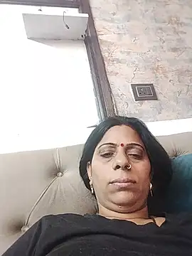 Snapshot of Soniya_Roy chatting on June 3, 2026, 8:17 am Soniya Roy online show from June 3, 2026, 8:17 am