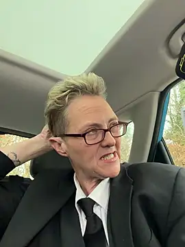 Curvy-Jinx online show from March 27, 2026, 9:32 am