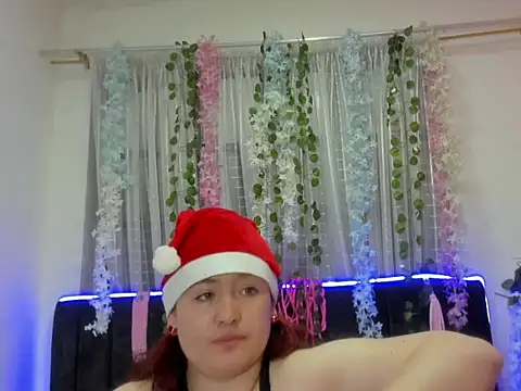 AliaMiller  online show from December 21, 2025, 12:56 pm