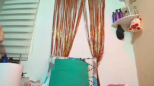 rachelroberts online show from September 26, 2025, 9:46 am