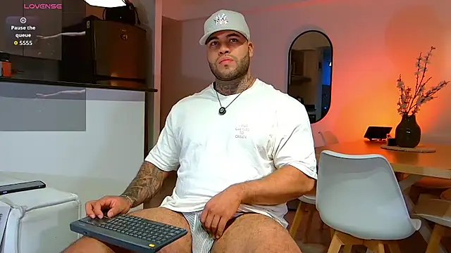 Michael Salens online show from October 18, 2025, 10:21 pm