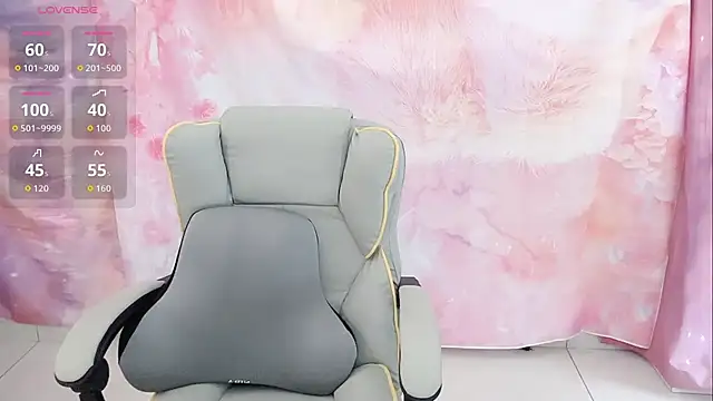 Crush-7ii online show from February 26, 2026, 2:43 am