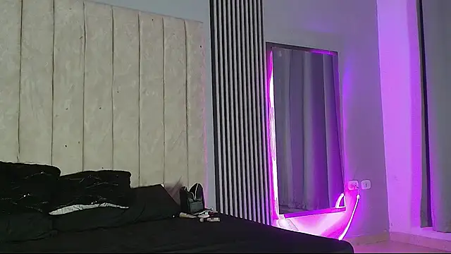 rachell owen online show from October 2, 2025, 4:30 am