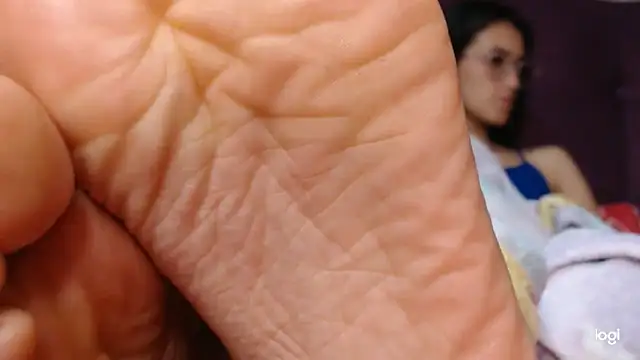 ash feet online show from November 29, 2025, 3:09 am