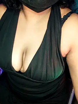 darling devil online show from September 24, 2025, 4:43 pm