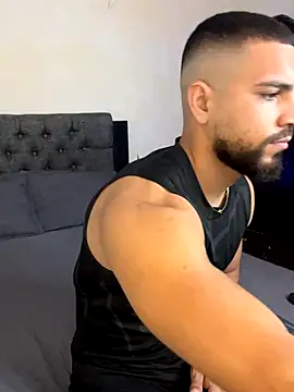 vincentjaxon online show from September 30, 2025, 11:37 am