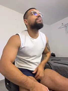 vincentjaxon online show from October 26, 2025, 11:16 am