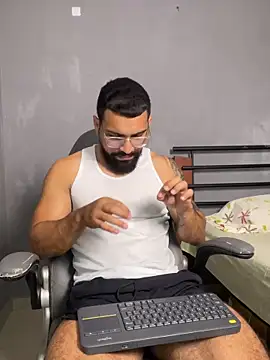 vincentjaxon online show from April 9, 2026, 5:18 pm