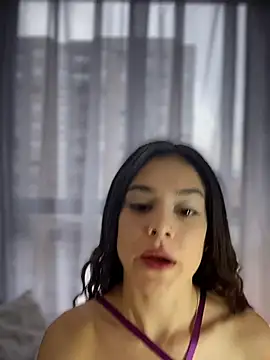 Sofi Leal online show from March 27, 2026, 12:27 pm