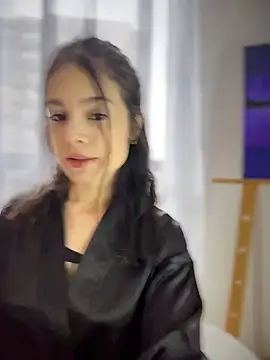 Sofi Leal online show from April 18, 2026, 11:36 am