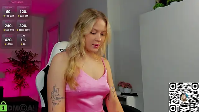 Margo-pvt online show from November 19, 2025, 1:16 am