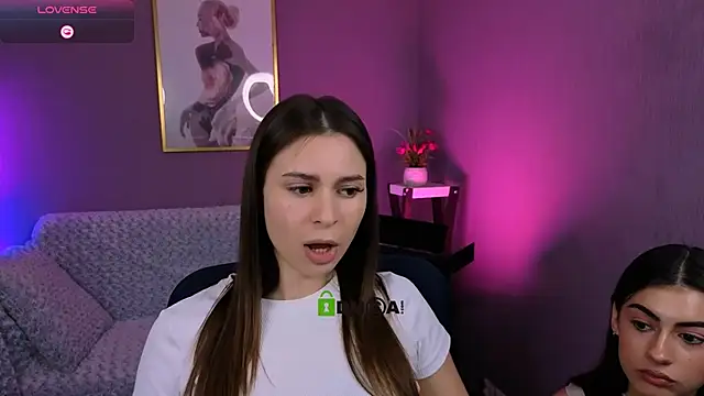 nekky mouse online show from November 3, 2025, 10:27 am