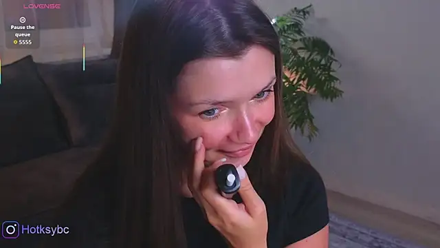 Hot ksy online show from September 22, 2025, 6:43 pm