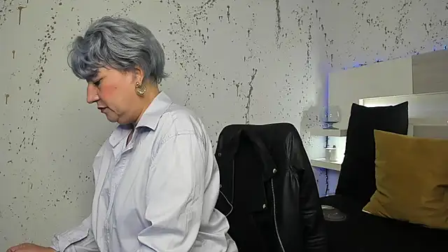 JaddeWalker online show from October 14, 2025, 11:33 am